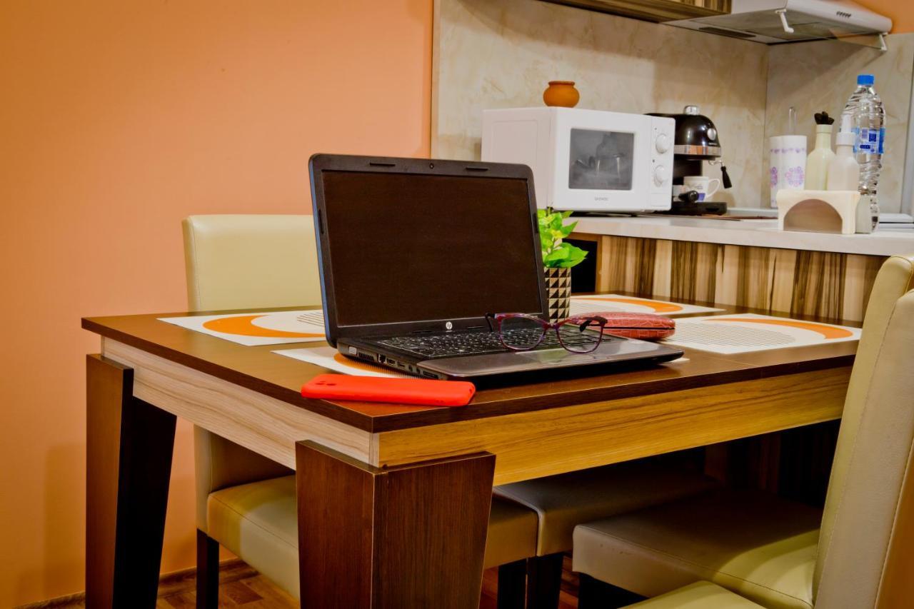 Sunflower Apartment City Center Plovdiv Kültér fotó